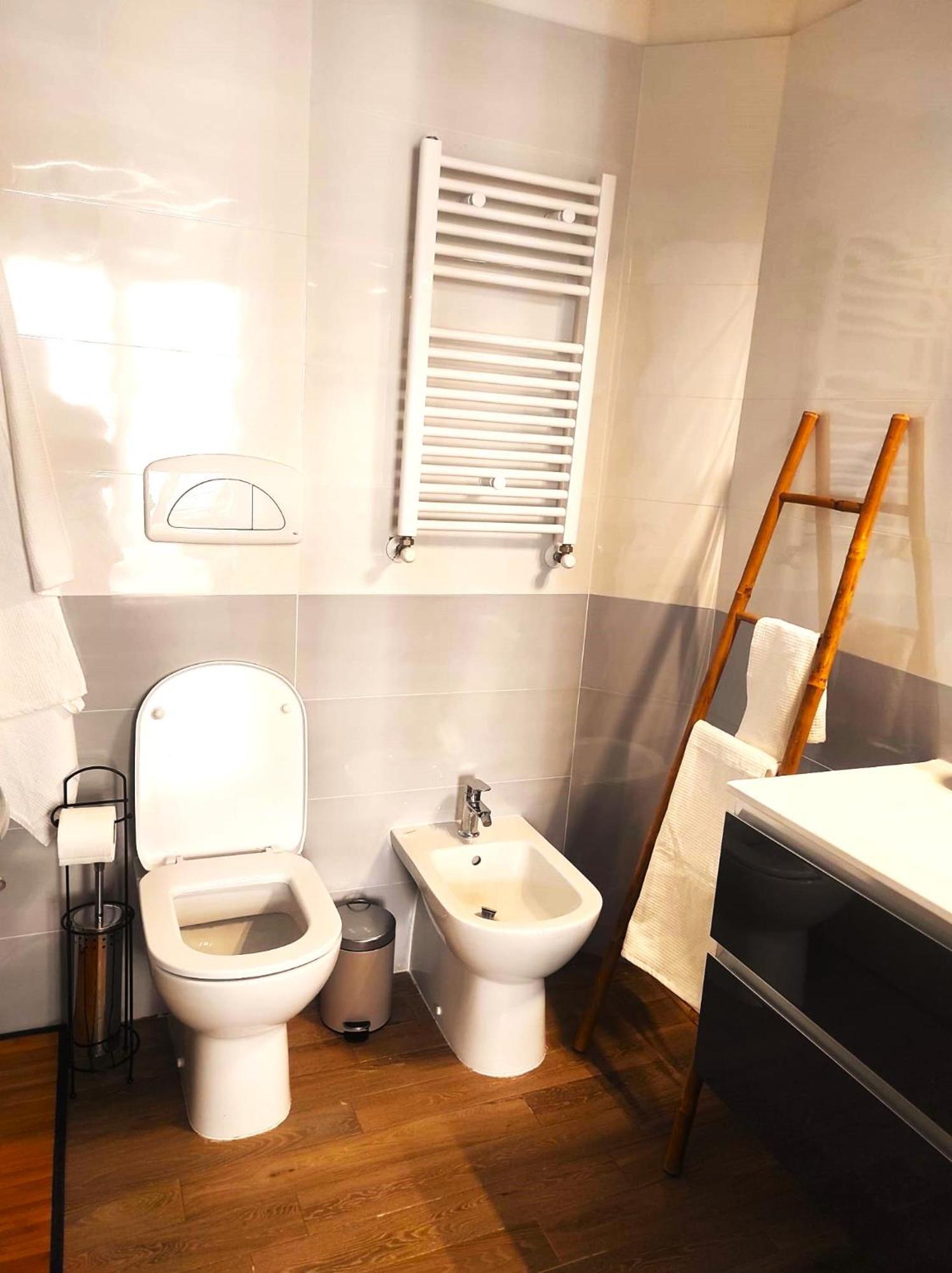 Michelangelo Airport Suite Room Фиумичино Екстериор снимка