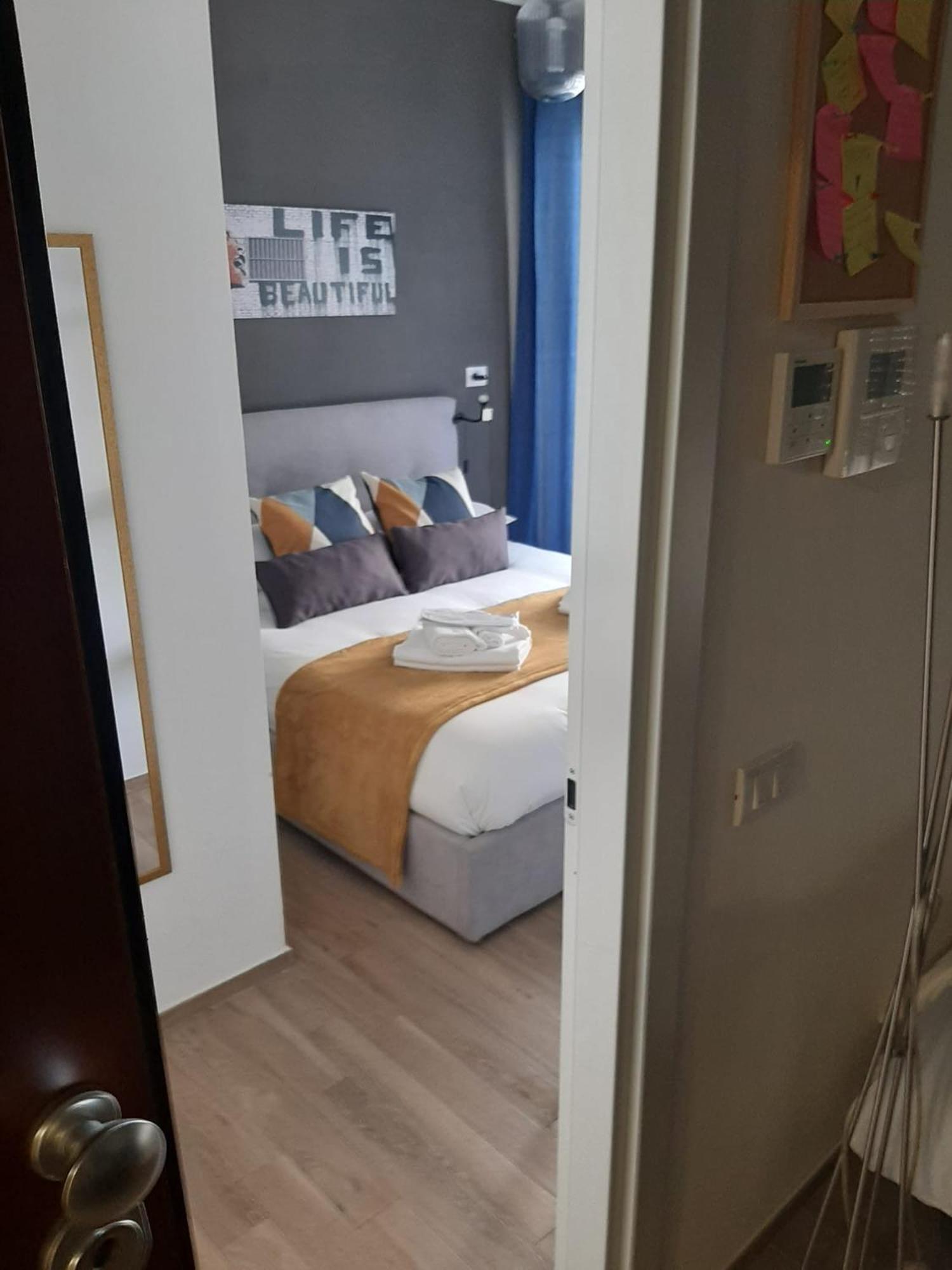 Michelangelo Airport Suite Room Фиумичино Екстериор снимка