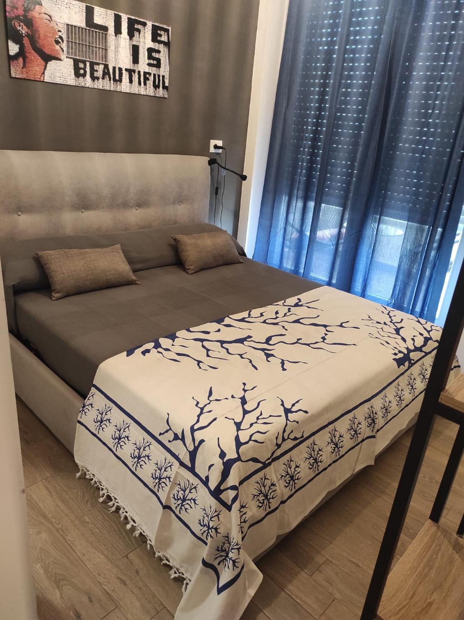 Michelangelo Airport Suite Room Фиумичино Екстериор снимка